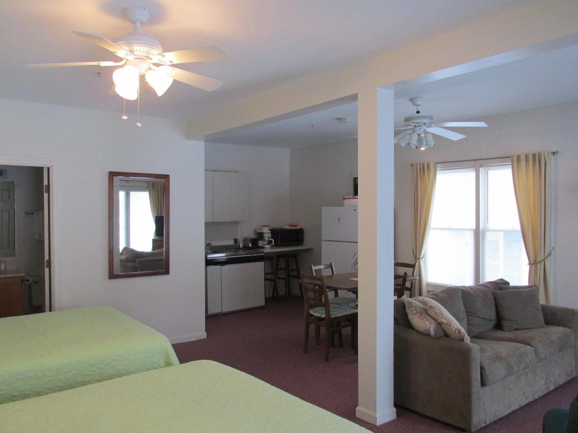 Lynwood Inn York Εξωτερικό φωτογραφία