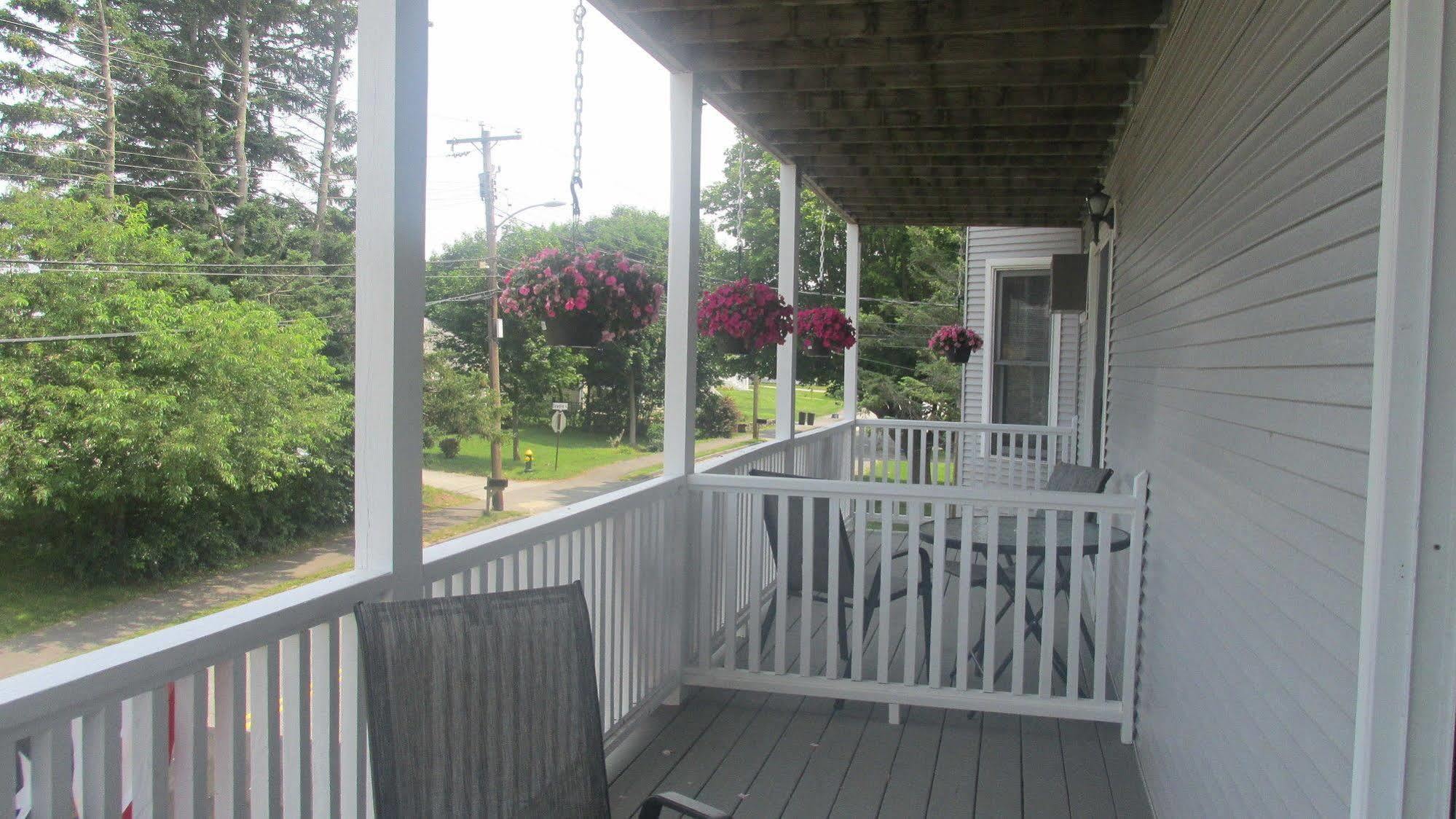 Lynwood Inn York Εξωτερικό φωτογραφία